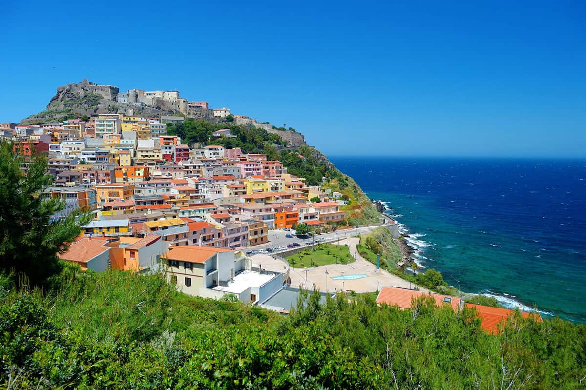 Top 8 des endroits à voir en Sardaigne Découvre le Monde